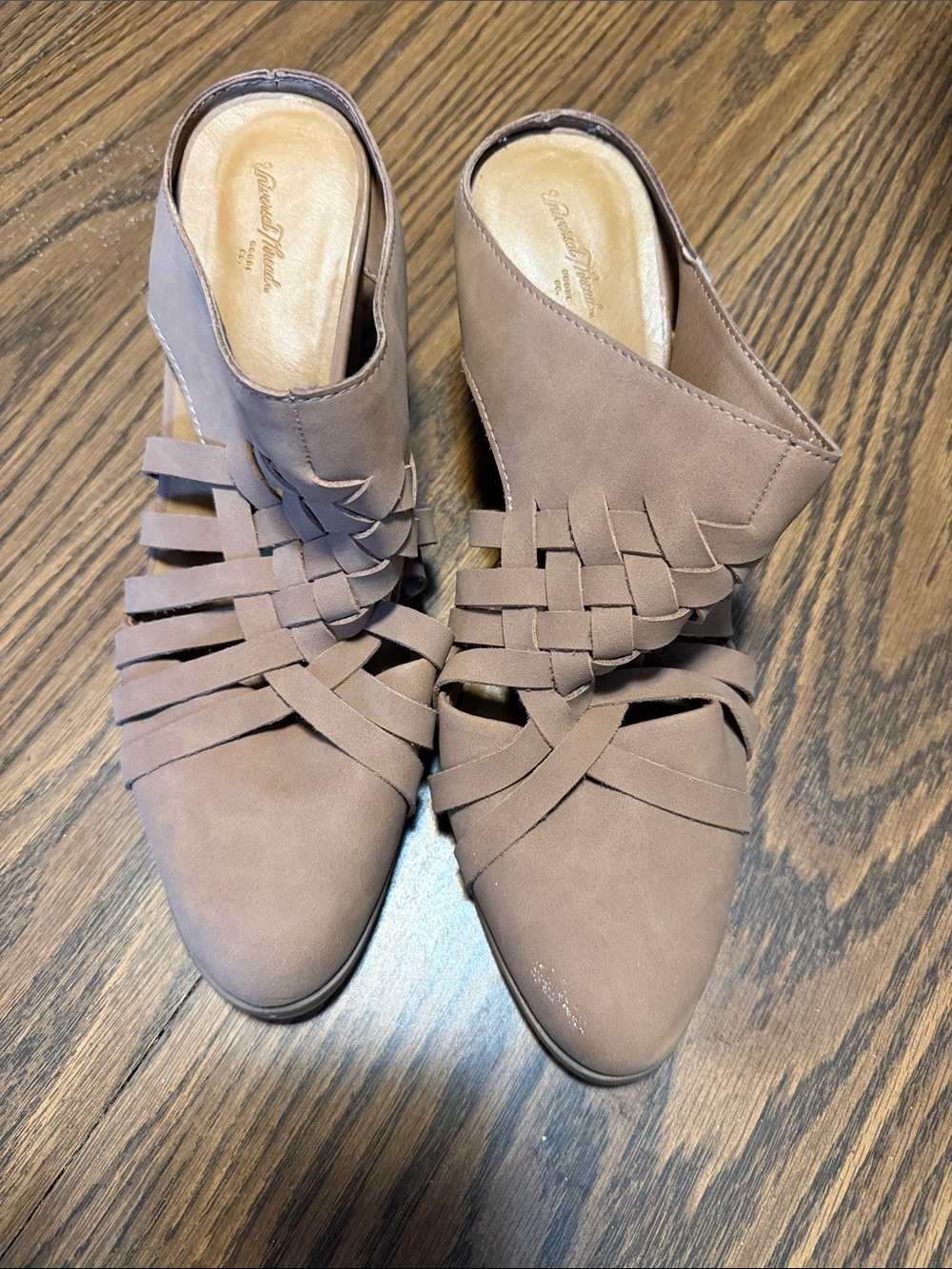 Universal Thread Taupe Woven Pointed-Toe Slip-On Mules
